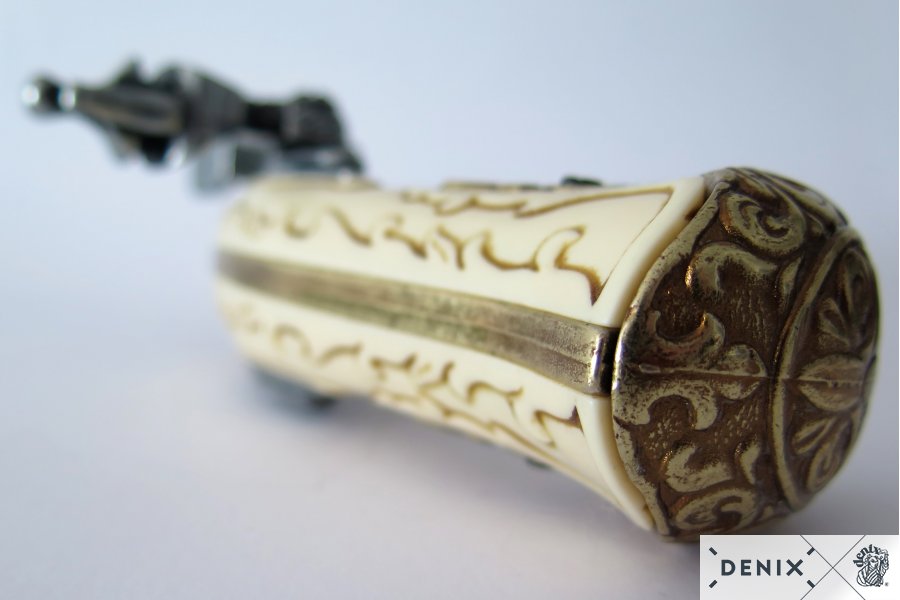 Revolving 4 Barrel Flintlock Pistol, France 18th. C. 30.5cm - 1310