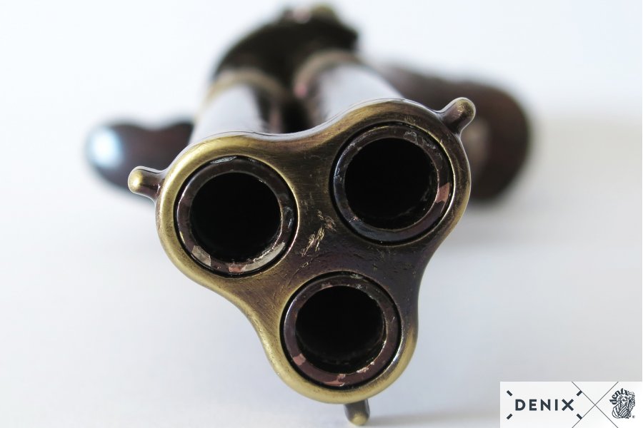 Revolving 3 Barrel Flintlock Pistol, France 18th C. - 5309