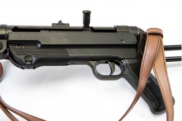 MP40 Sub-Machine Gun, Germany 1940