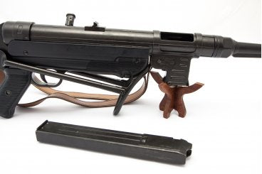 MP40 Sub-Machine Gun, Germany 1940