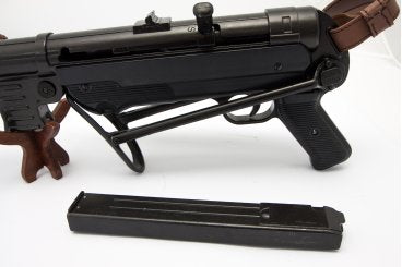 MP40 Sub-Machine Gun, Germany 1940