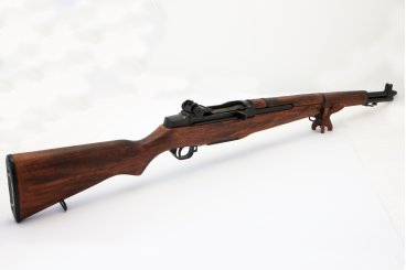 M1 Garand Rifle, USA 1932 - GI Joe WWII