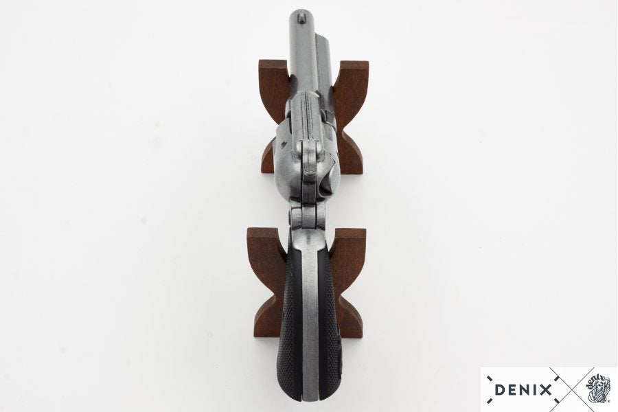 5.5 Inch Caliber .45 Peacemaker Revolver 1873 Black Handle Nickle Barrel USA 30 cm Model: 3/1150/Nq