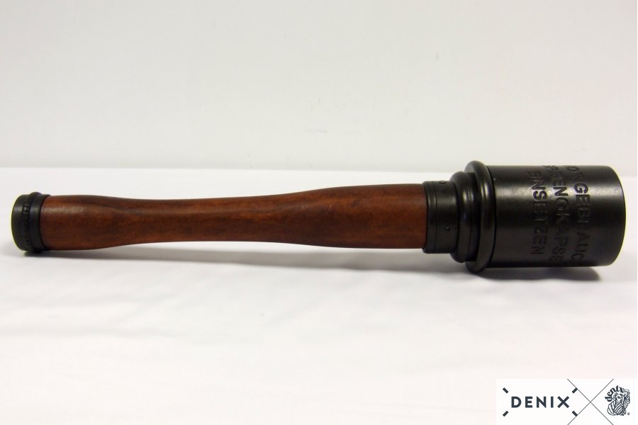World War I & III  Stielhandgranate M-24 Grenade Germany 1915, Black 35cm Model: 3/737